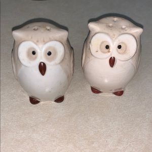 Owl salt and pepper shakers